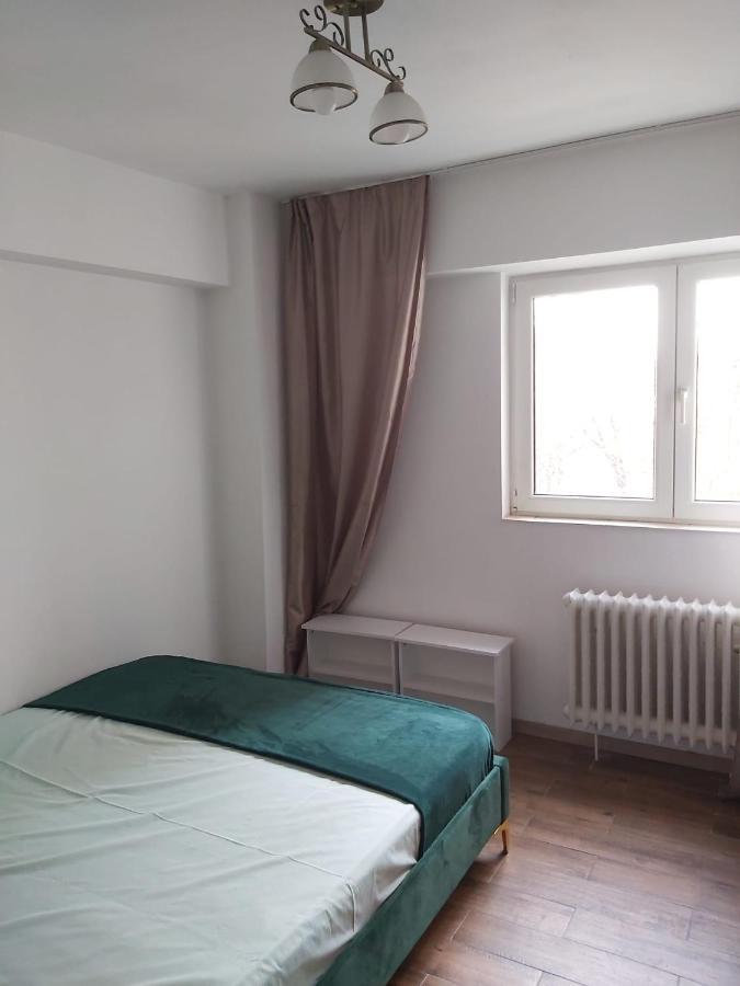 Mosilorcentralboutique Boekarest Buitenkant foto