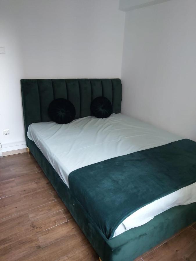 Mosilorcentralboutique Boekarest Buitenkant foto