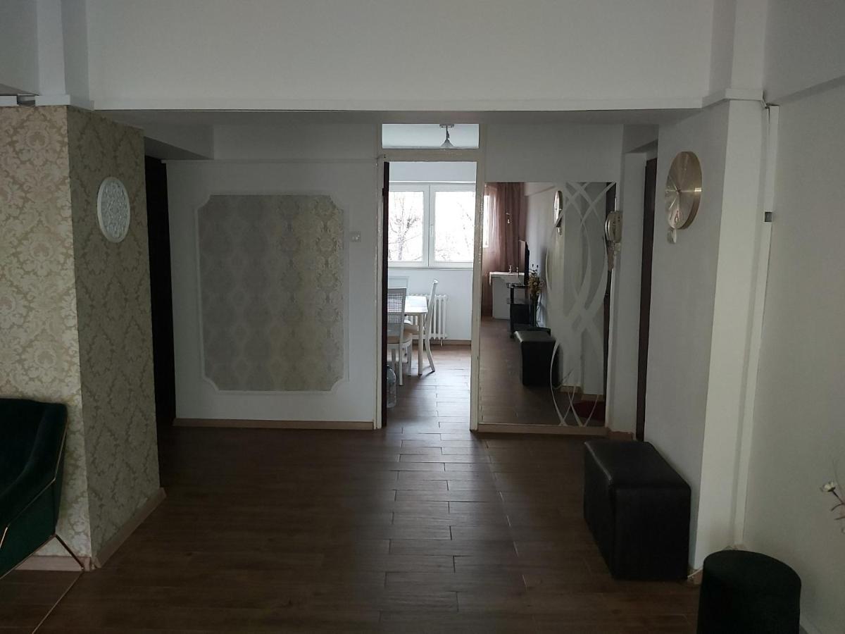Mosilorcentralboutique Boekarest Buitenkant foto